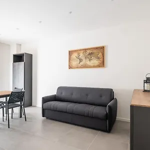 https://studio-ariosti-a-un-passo-da-piazza-maggiore.emilia-romagnahotels.net