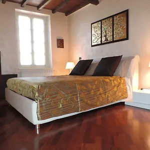 https://feeling-at-home-varese-apartment.it-lombardy.com