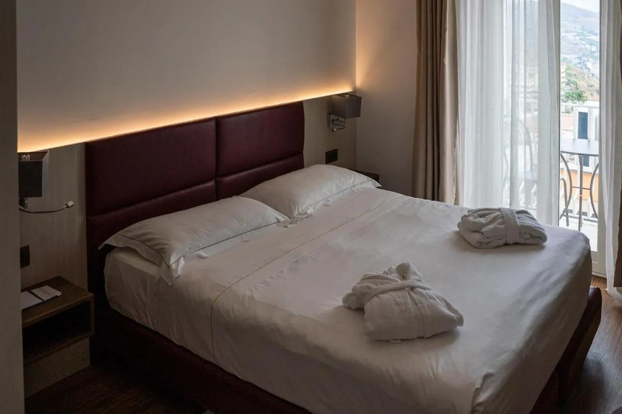 Splendid Hotel Таормина