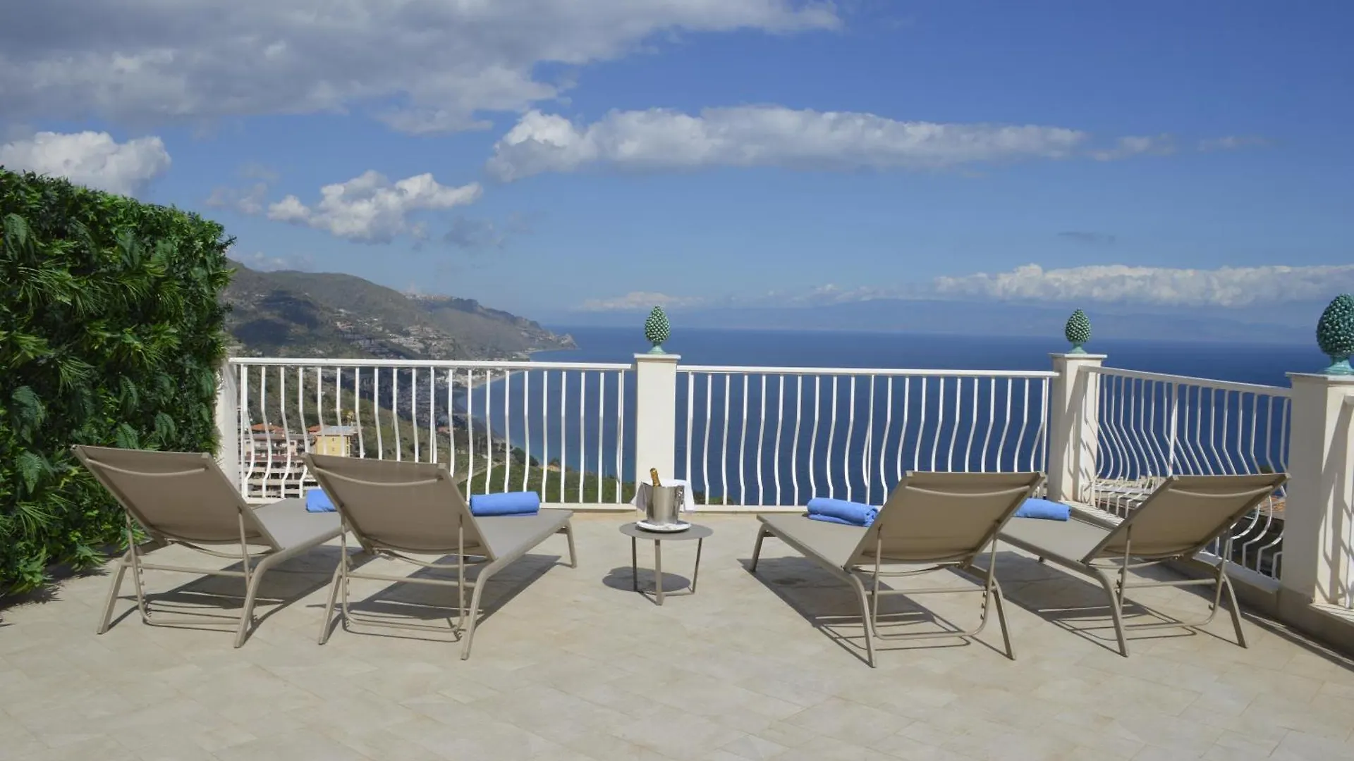 Splendid Hotel Таормина 4*,